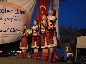 KUTLAMALARIN ADRESİ 19 MAYIS GENÇLİK MEYDANI