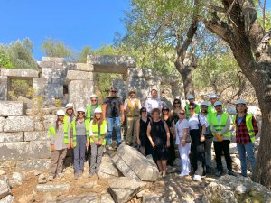 PHOENIX KÜLLERİNDEN DOĞUYOR