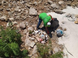 MARMARİS’TE 9 GÜNDE 3000 TON ÇÖP TOPLANDI