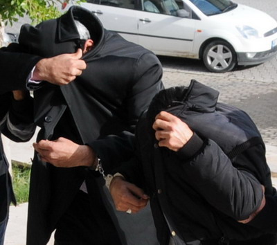 Uyuşturucu tacirleri tutuklandı