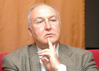 Prof Ercan: Afrika sıkıştırdıkça sallanıyoruz