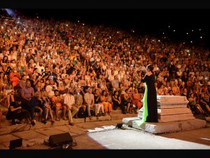 SİBEL CAN’DAN BODRUM’DA SOLD OUT KONSER