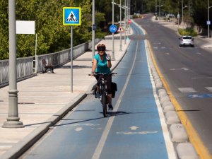 Büyükşehir’le Bisiklet Yol Ağı Genişliyor