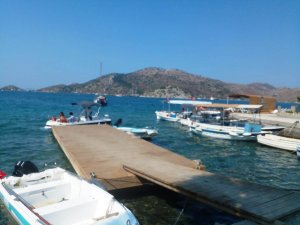 MARMARİS’TE TATİLDE YÜZERKEN DEHŞETİ YAŞADI!..