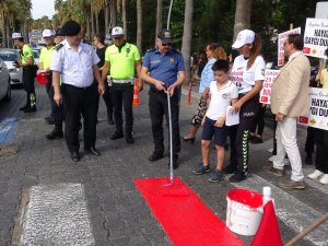 Yayalara Öncelik Duruşu Hayata Saygı Duruşu