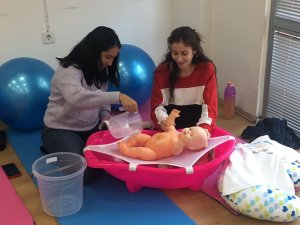 ANNELİĞE HAZIRLIK ATÖLYESİ EĞİTİMLERİ DEVAM EDİYOR