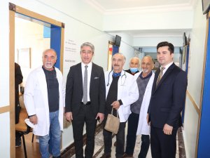 Marmaris Belediye Başkanı Mehmet Oktay, Tıp Bayramını kutladı