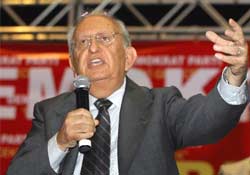 Cindoruk,"Ülke böyle yönetilmez"