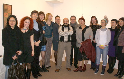 Kırık seramik sergisi