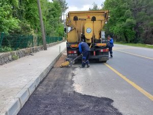 Büyükşehir, Ortaca’da Yol Bakım Çalışmaları Sürdürüyor