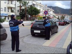 Hatalı park edene fotoğraflı ceza