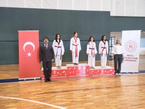 MUĞLA TAEKWONDOSU ŞEHİTLERİMİZİ YAD ETTİ