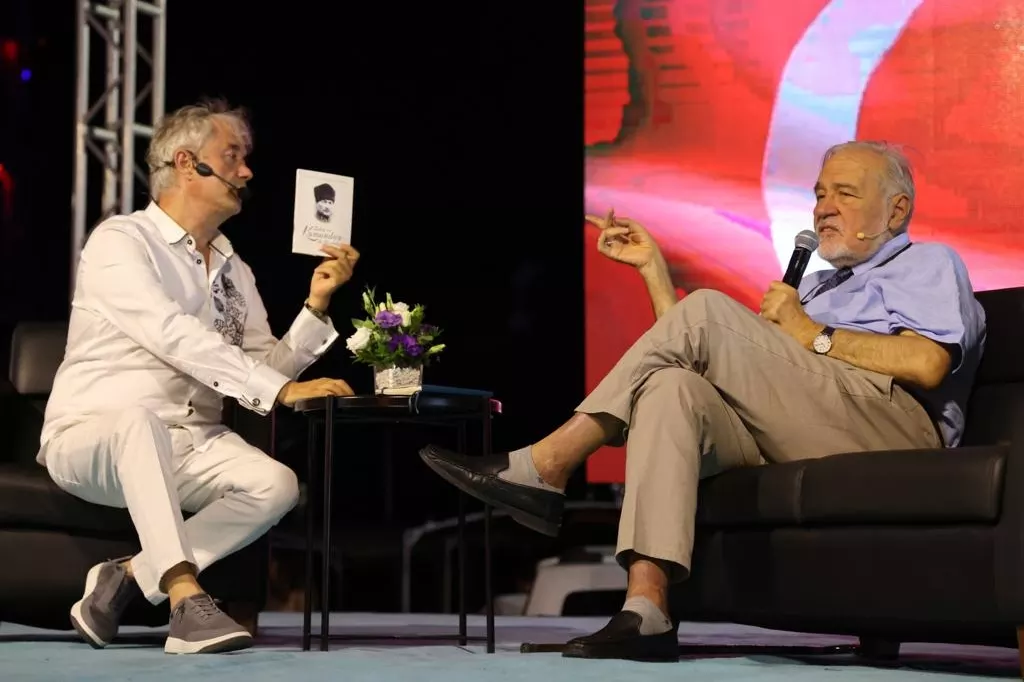 ORTAYLI: HAYATINIZI DİZİLER DEĞİL KİTAPLAR DOLDURSUN