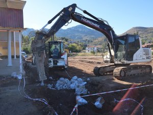 SELİMİYE SPOR SAHASINA KAVUŞUYOR