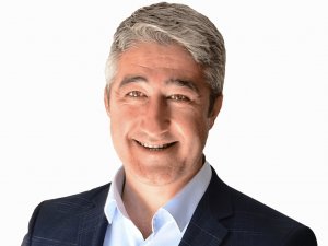 Mehmet Oktay belediye başkanlığı aday adaylığını açıklıyor