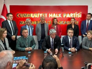 Mehmet Oktay Aday Adaylığını Açıkladı