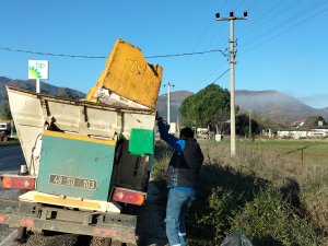 UZAK MAHALLELERDE TEMİZLİK SEFERBERLİĞİ