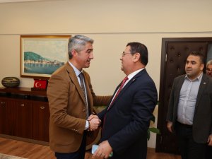 MUHAMMET TOKAT’TAN BAŞKAN OKTAY’A ZİYARET