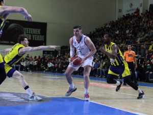 ÇAĞDAŞ BODRUM SEYİRCİSİ İLE KENETLENDİ FENERBAHÇE KİLİTLENDİ