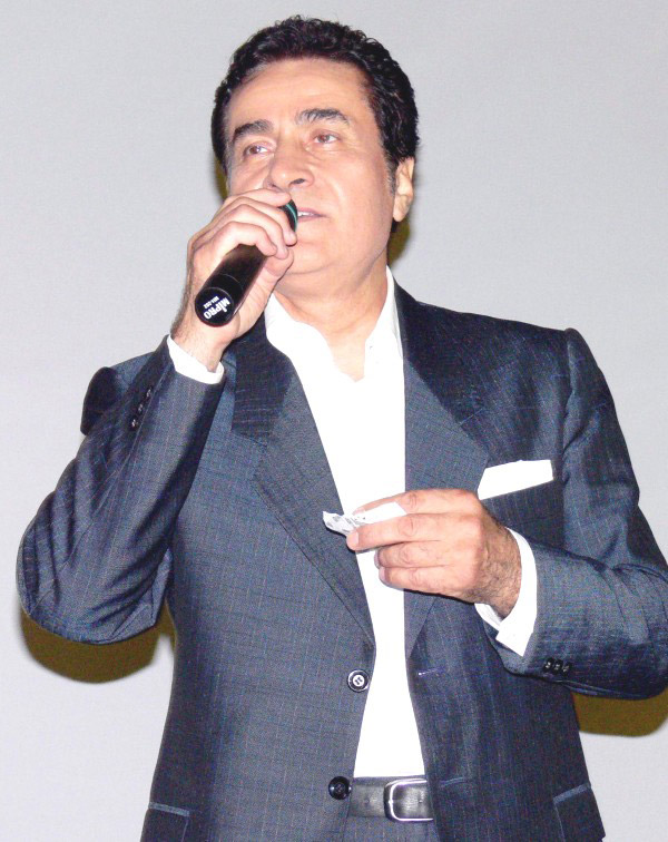 İlk hocam, Türkiye Radyolarıdır