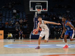 ÇAĞDAŞ BODRUM, ANADOLU EFES İLE KIYASIYA MÜCADELE ETTİ