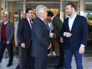 ACAR OTELCİLERLE BULUŞTU