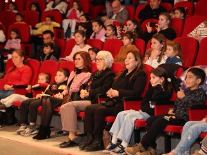 PİNOKYO ÇOCUKLARLA BULUŞTU