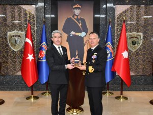 MEHMET OKTAY’DAN VEDA ZİYARETLERİ