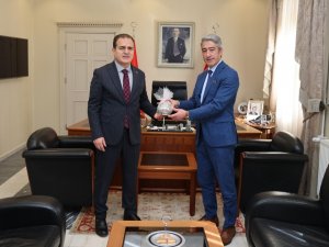 BAŞKAN OKTAY’DAN VALİ AKBIYIK’A ZİYARET