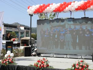 MARMARİS YENİ BELEDİYE HİZMET BİNASINA KAVUŞTU