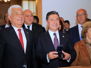 Başkan Aras, Görevi Devraldı