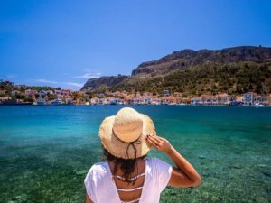 Türkiye’den Yunan adalarına kapıdan 7 günlük vize uygulaması başladı