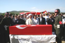 Son Yolculuğuna Uğurlandı