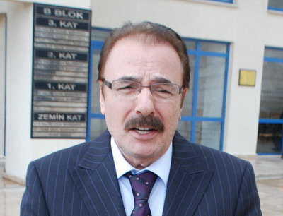 Ferdi Tayfur hastaneye kaldırıldı