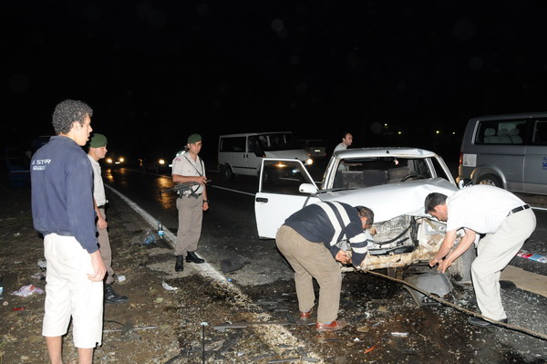 Çamlıda kaza: 7 yaralı