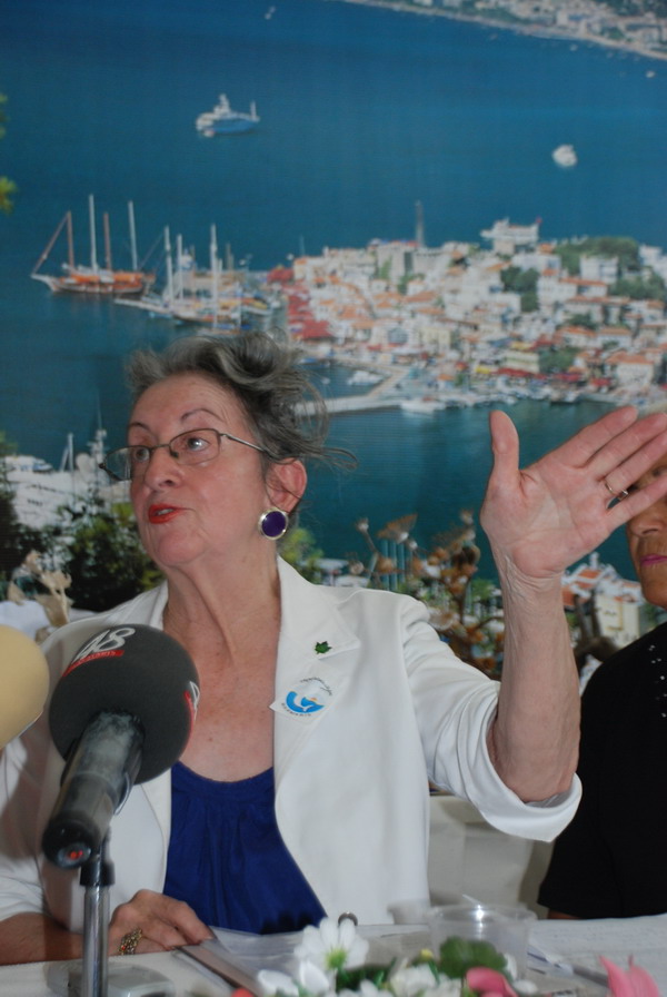 Belediyeler baz istasyonlarını denetleyebilecek