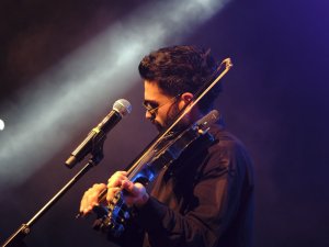 Tellerden Ruhlara Ulaşan Ses: Efe Efeoğlu