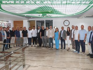 MUĞLASPOR KULÜBÜ’NDE YENİ DÖNEM: YÖNETİM KURULU GÖREV DAĞILIMI YAPILDI