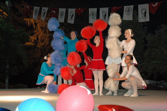 Armutalan Yıldızlara Yolculuk Festivali Muhteşem Gala Gecesiyle Kapandı