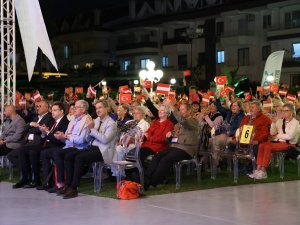 AVUSTURYALI TURİSTLERDEN MARMARİS’E ÖVGÜ DOLU SÖZLER