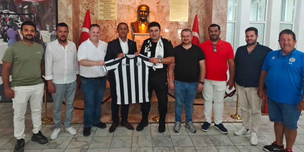 Marmaris Belediyesi Spor Kulübü’nden Emniyet Müdürü Samed Seyhan ve Jandarma Komutanı Bnb. Berker Dongul’a Ziyaret