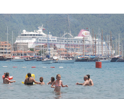 Yüzen köy ilk kez Marmariste