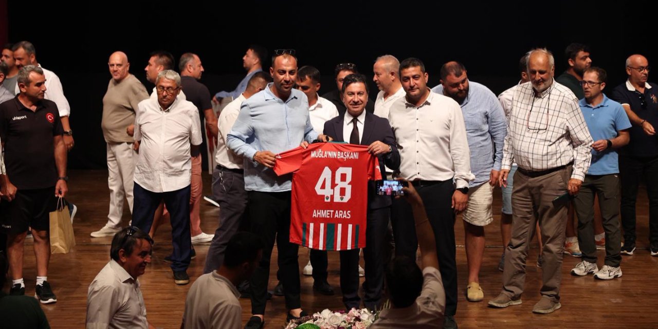 Büyükşehir’den Amatör Spor Kulüplerine Güçlü Destek