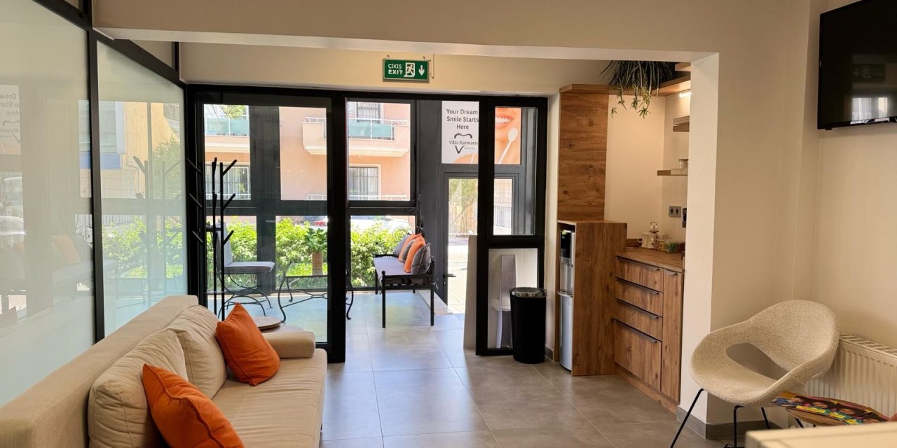 Ortodontist Kardeşlerden Marmaris’e Modern Diş Kliniği