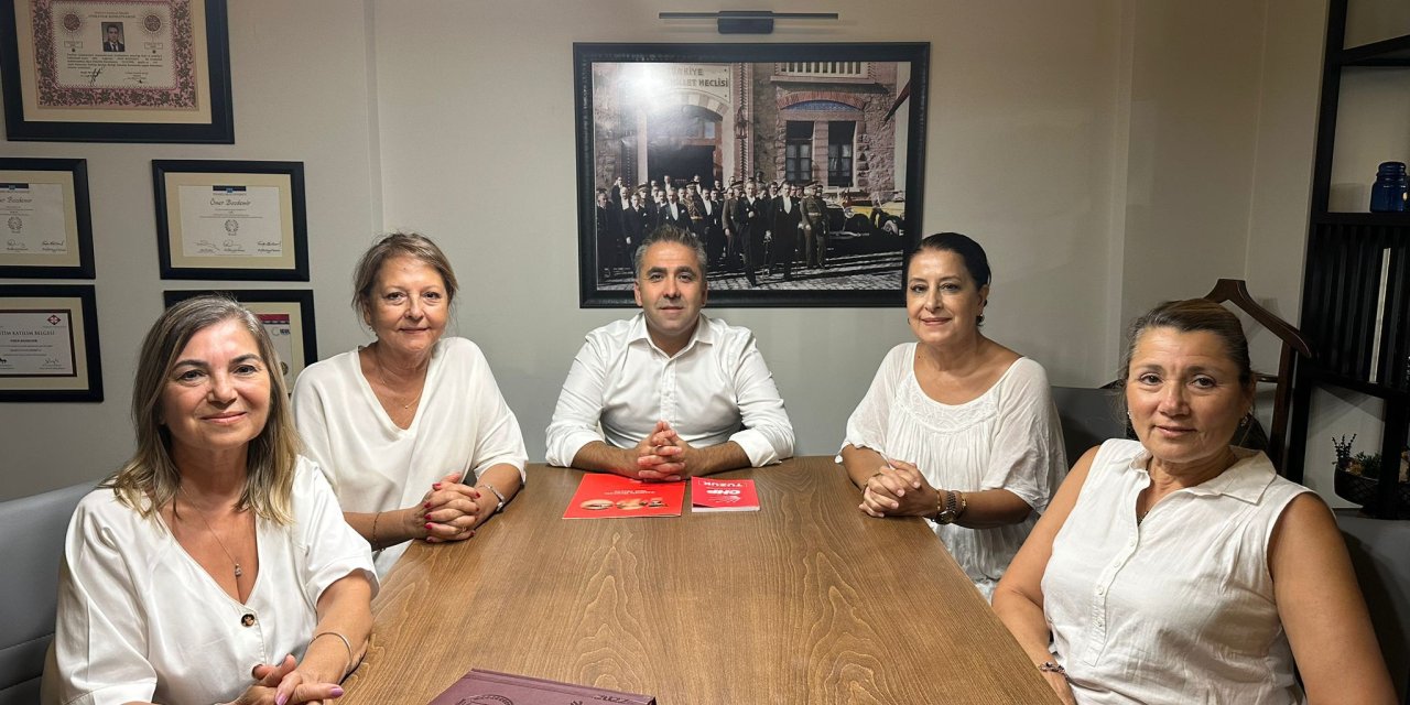 Bozdemir’e Eski Kadın Kolları Başkanlarından Destek