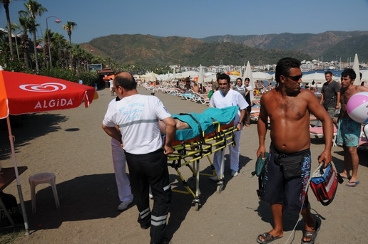 Yaşlı turist boğularak öldü