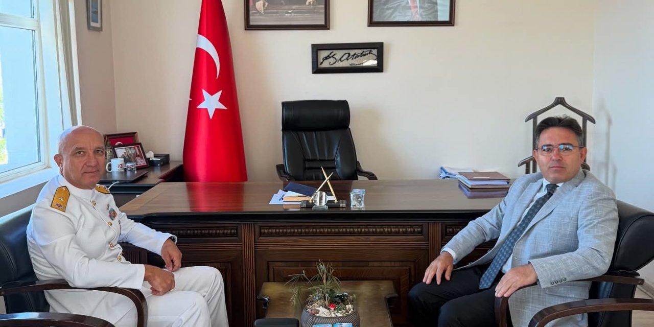Aksaz Deniz Üs Komutanı Tuğamiral Abanoz’dan Kaymakam Kaya’ya Ziyaret