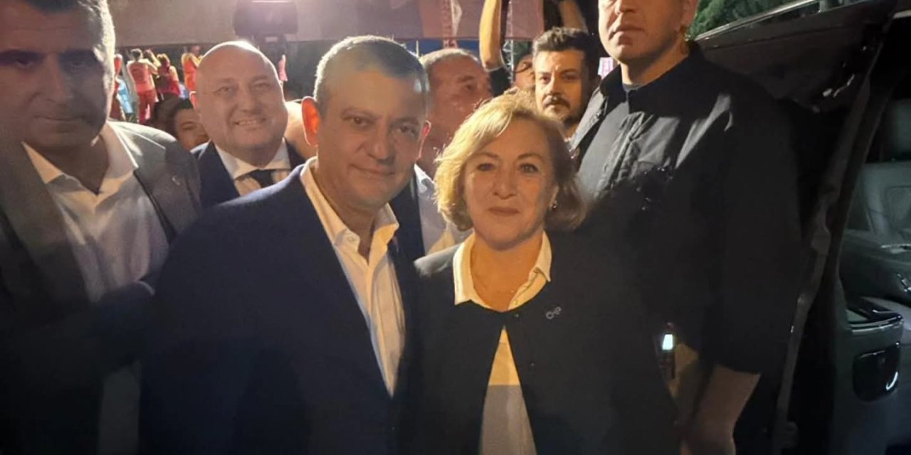Muğla’daki miting öncesi Özgür Özel ile Pelin Özbozdağ bir araya geldi