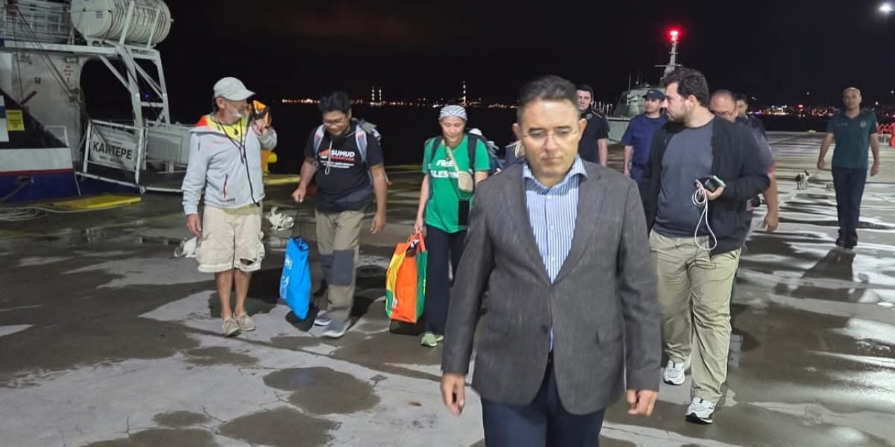 Gazze’ye İnsani Yardım İçin Yola Çıkan Aktivistler Marmaris’te
