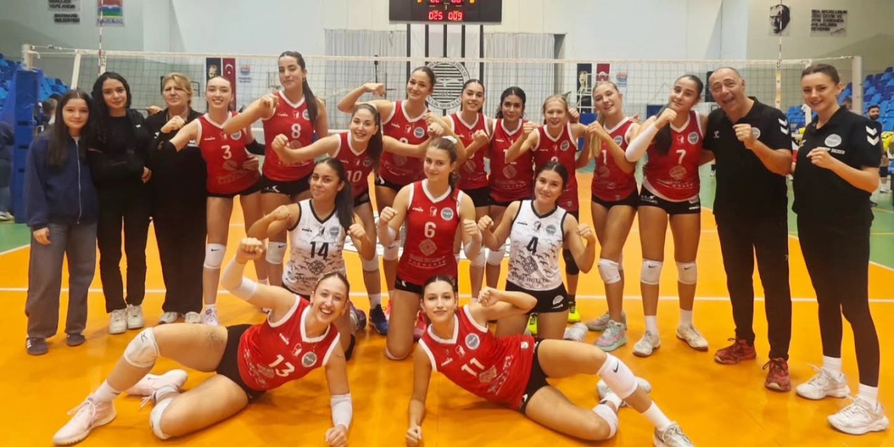 Karaosmanoğlu: Genç Kızlarımızla Gurur Duyuyoruz!